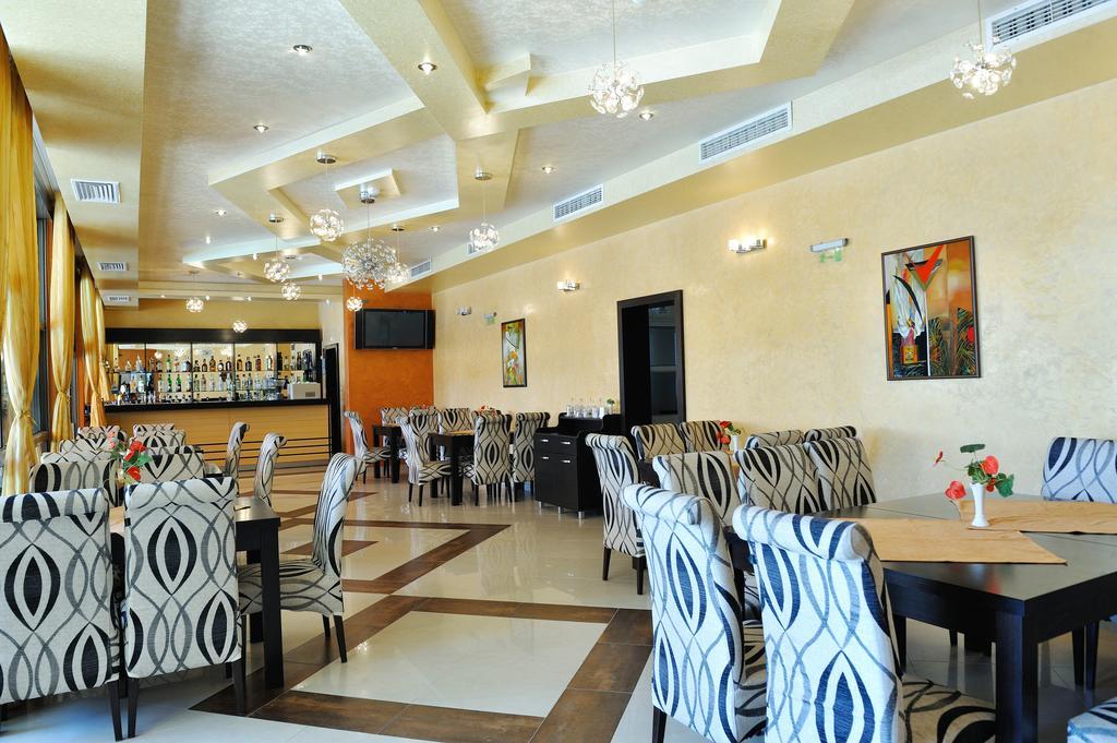 Hotel Iris Несебр Экстерьер фото